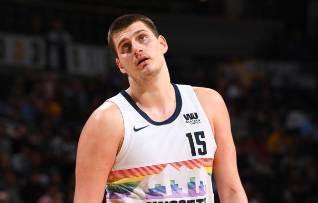 [欧冠]勒沃库森右侧传中 沃兰德门前劲射破门.