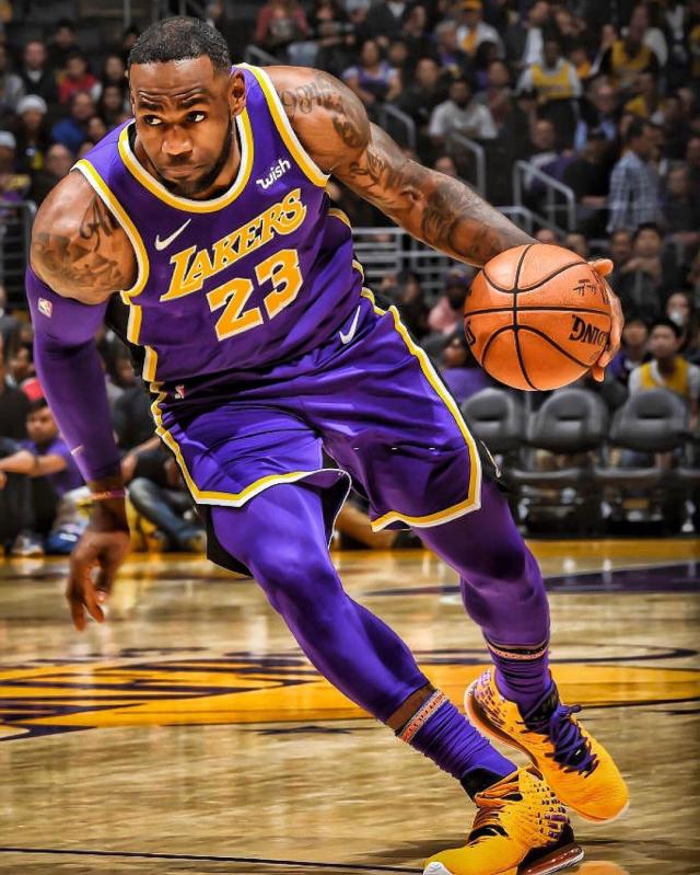 LNG Esports 和 FunPlus Phoenix 在 LPL Split 2 2025 中取得胜利